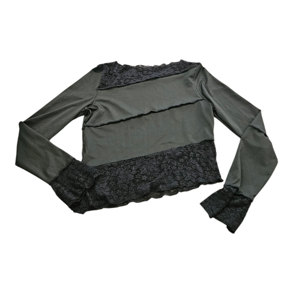 Black Large Long Sleeve Cropped Pullover Shirt *flaw*